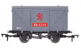 Ventilated Wagon "Brains Brewery" OO Gauge 